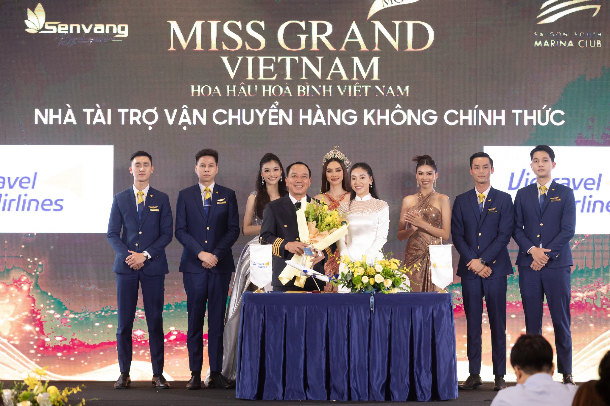 Vietravel Airlines tài trợ cuộc thi Hoa hậu Hòa bình Việt Nam 2022